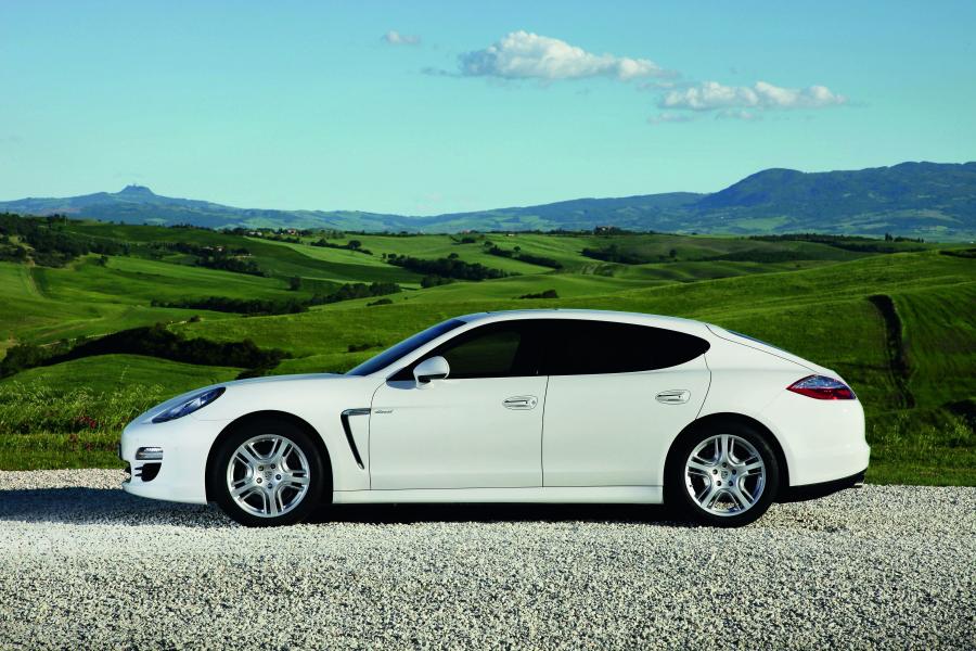  Porsche Panamera Diesel 2011 года  (фото 12 из 37)